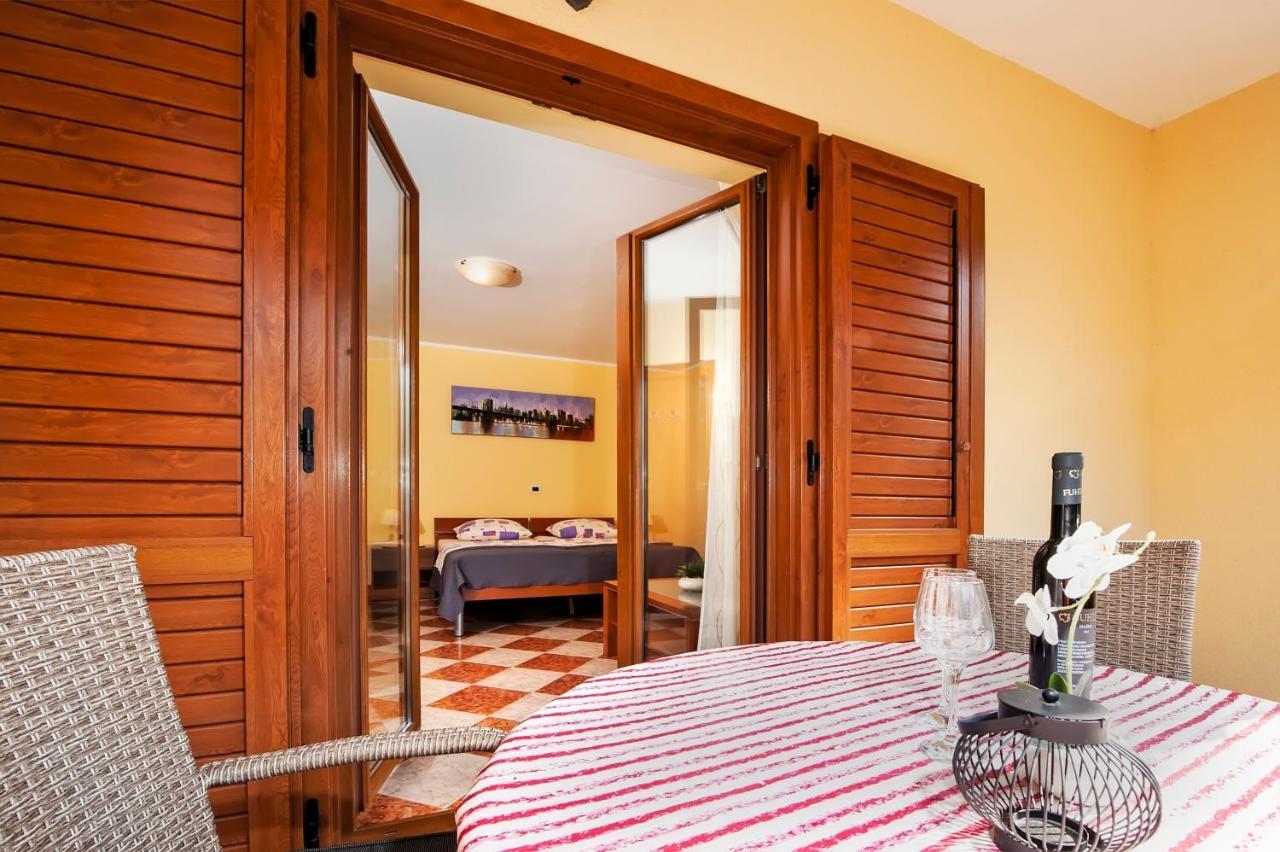 Casa Leona Apartment Rovinj Exterior photo